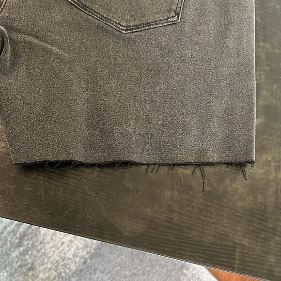 Women's Sonoma Flat Front Shorts - Size 12 - Picture 3 of 6